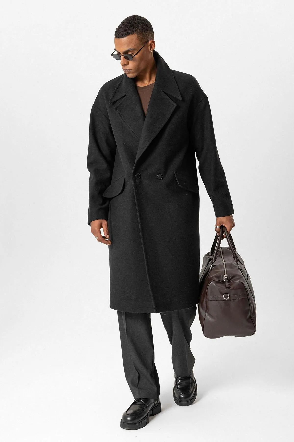 Black Wool-Blend Double-Breasted Men's Coat - Wessi