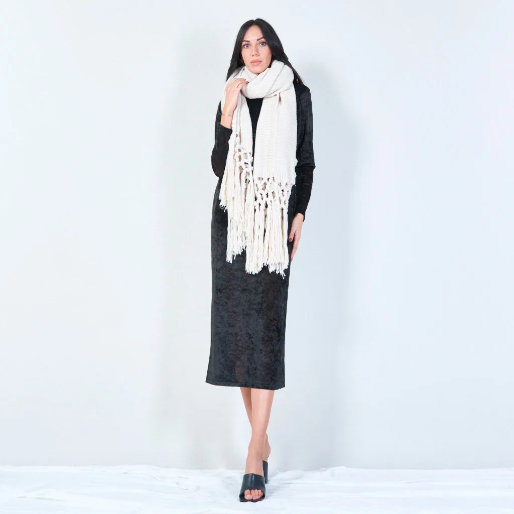 Chunky knit fringe scarf wholesale