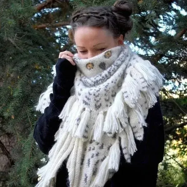 Retro Owl Scarf - Ladies Shawl Hedwig Knitting Pattern