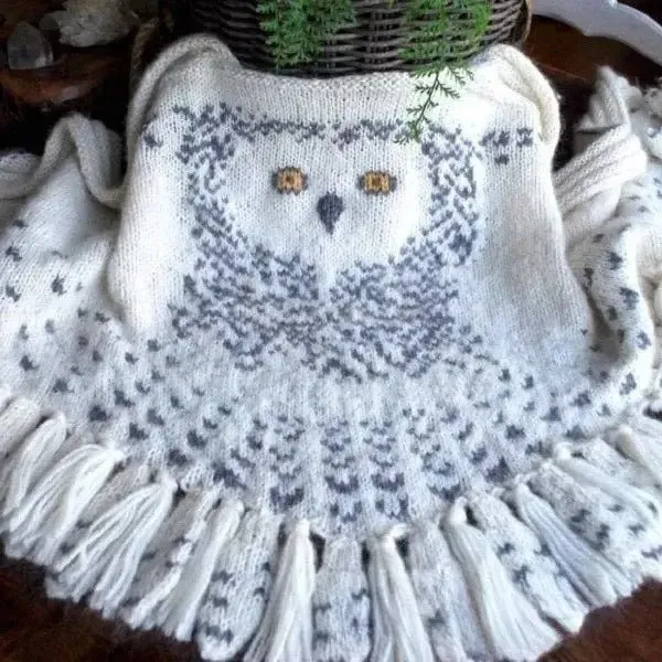 Retro Owl Scarf - Ladies Shawl Hedwig Knitting Pattern