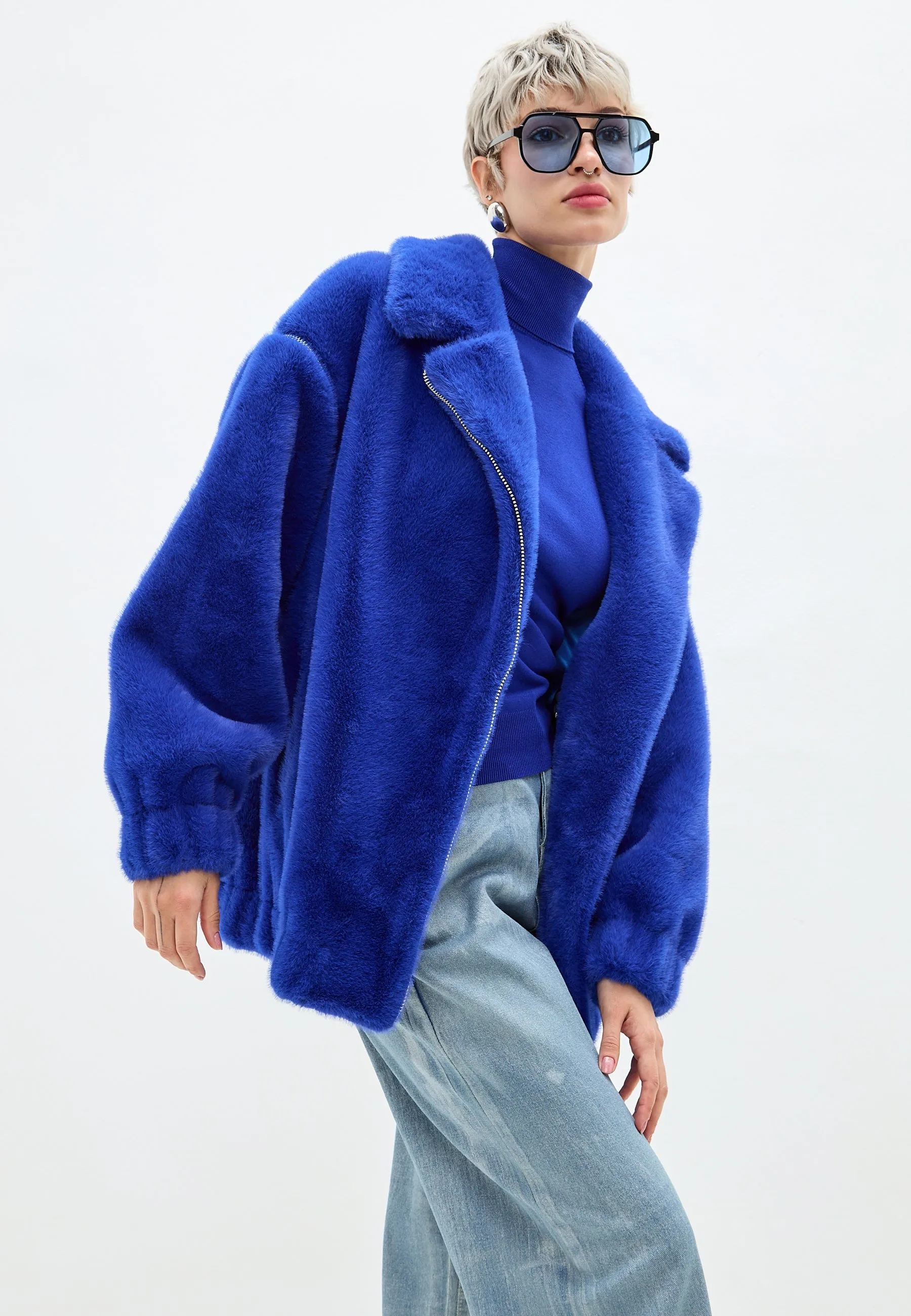 Short Faux Fur Coat Marilyn - Blue