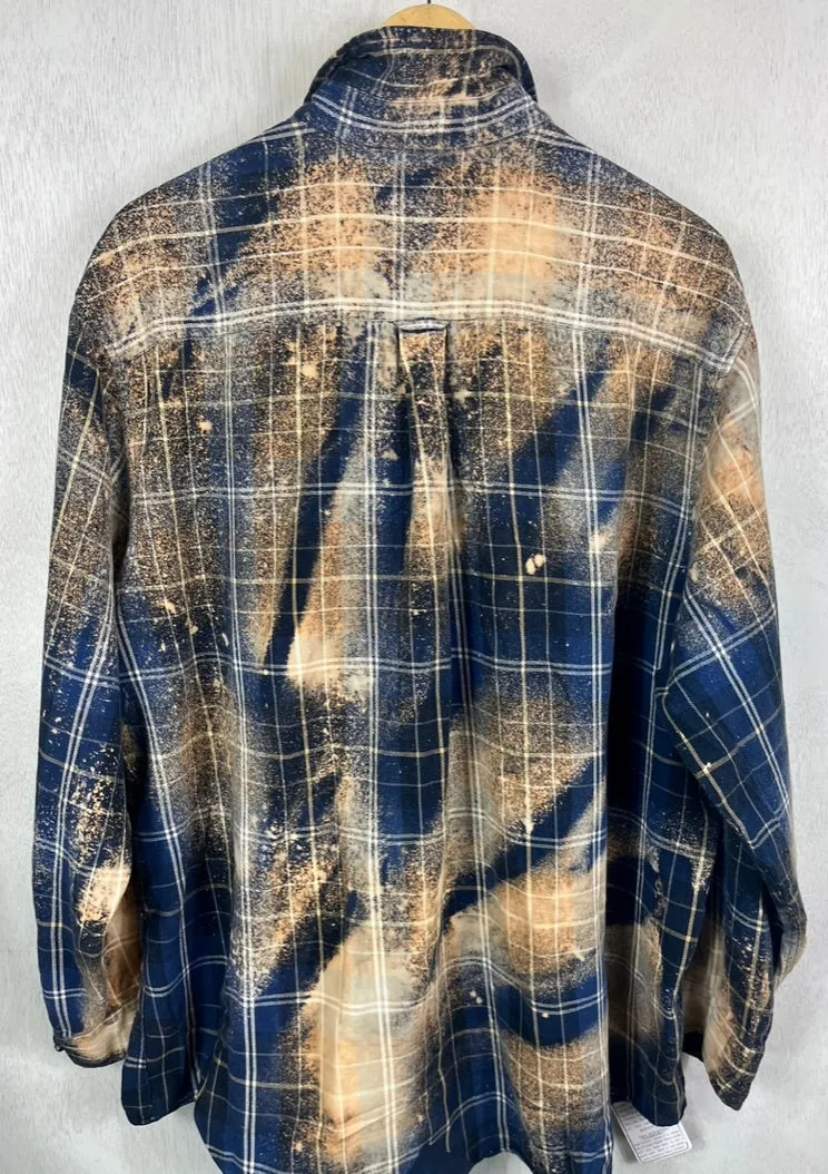 Vintage Navy Blue, Black, White and Cream Flannel Size Large